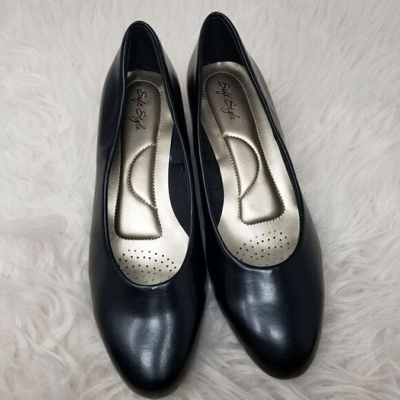 SOFT STYLE BLACK SIZE 9.5 W. - Picture 5 of 12